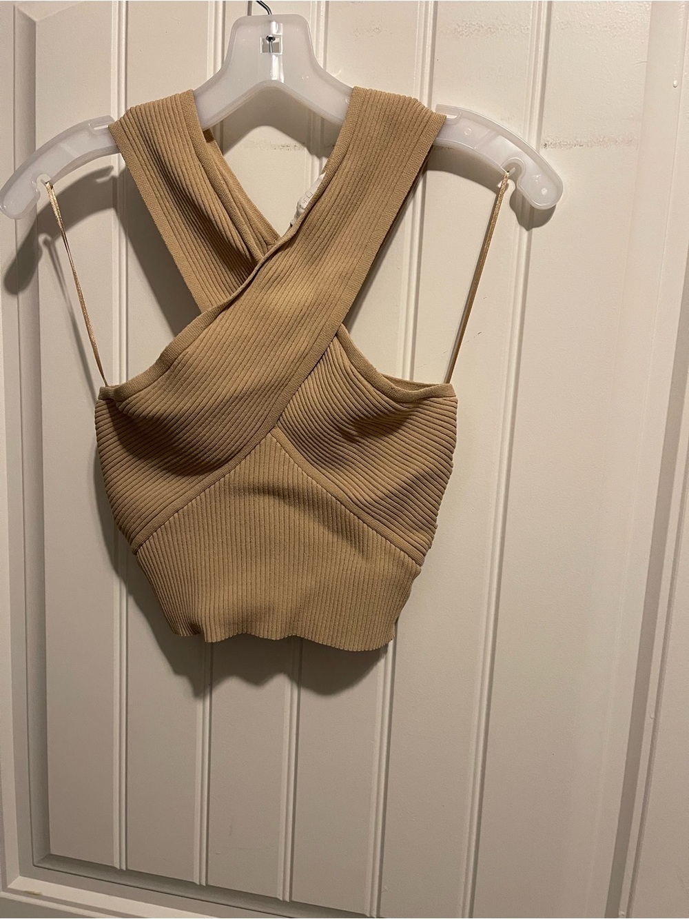 House of Harlow 1960 Women’s Ribbed Cross-Back Crop Top in Beige Small Festival